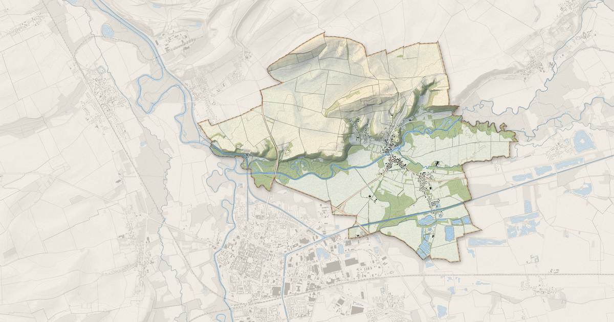 Portrait cartographique de Vitry-en-Perthois : relief, eau, forêts, bâti et voies, calculés à partir des données de l'IGN