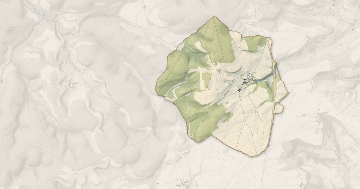 Portrait cartographique de Aujeurres : relief, eau, forêts, bâti et voies, calculés à partir des données de l'IGN