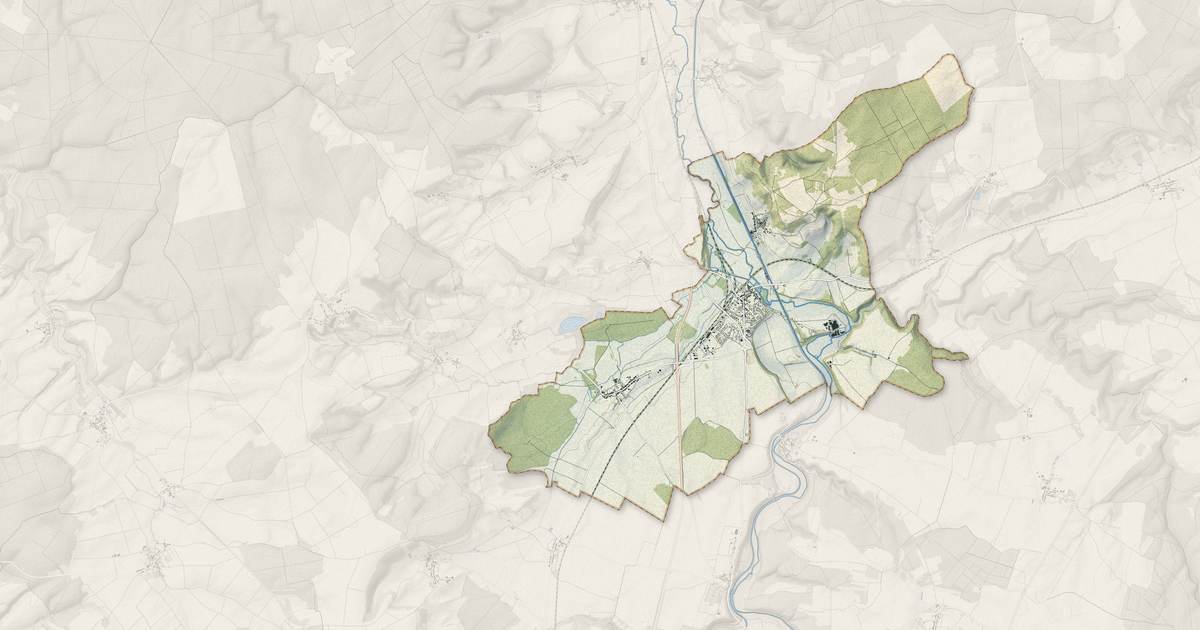 Portrait cartographique de Bologne : relief, eau, forêts, bâti et voies, calculés à partir des données de l'IGN