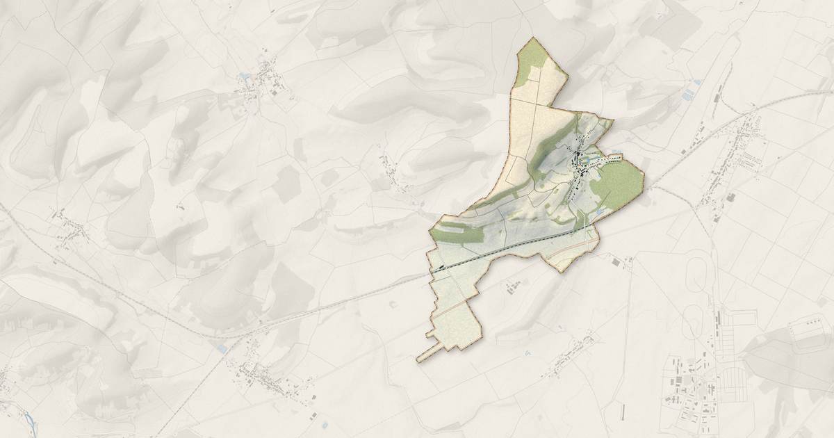 Portrait cartographique de Buxières-lès-Villiers : relief, eau, forêts, bâti et voies, calculés à partir des données de l'IGN
