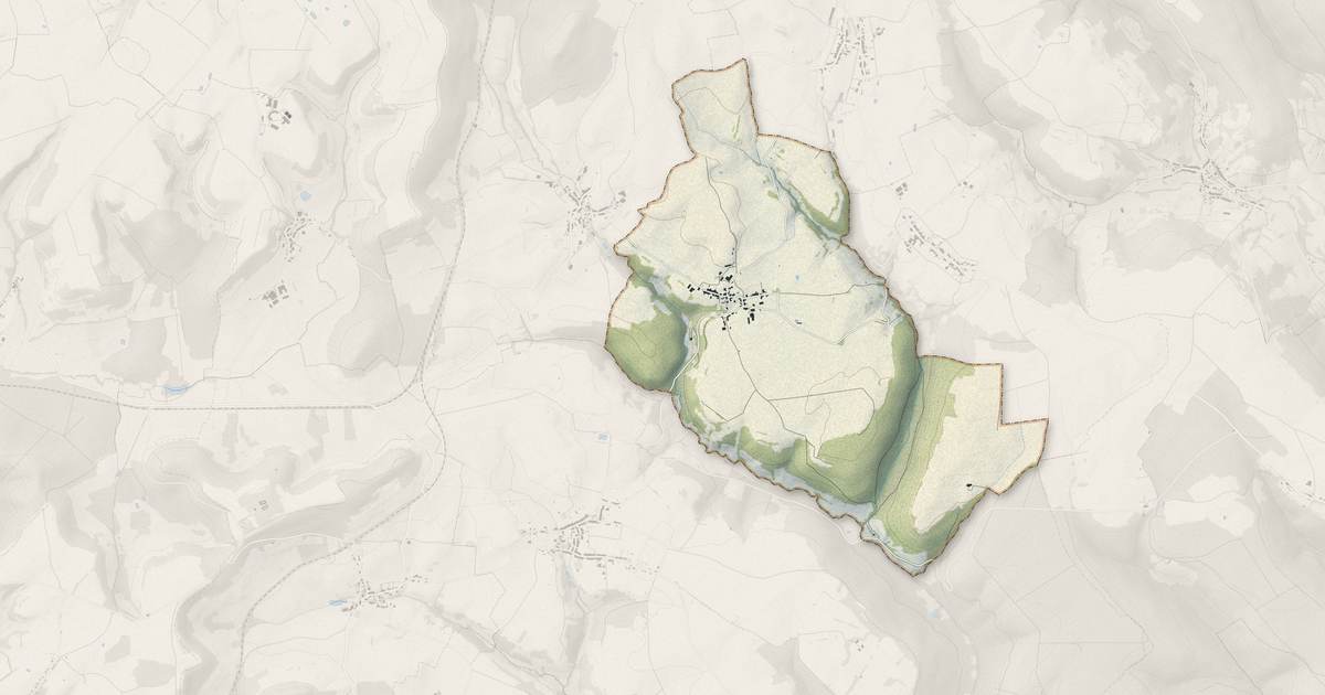 Portrait cartographique de Celles-en-Bassigny : relief, eau, forêts, bâti et voies, calculés à partir des données de l'IGN