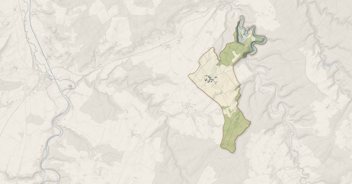 Portrait cartographique de Cirey-lès-Mareilles : relief, eau, forêts, bâti et voies, calculés à partir des données de l'IGN