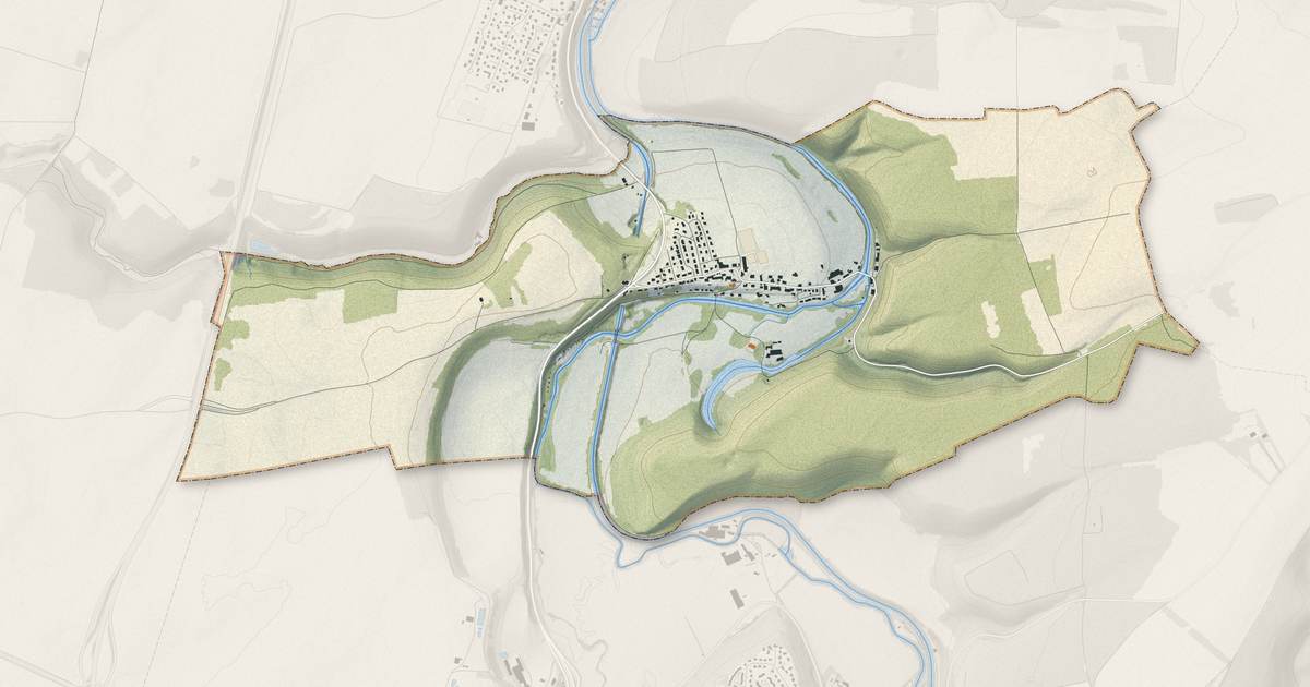 Portrait cartographique de Condes : relief, eau, forêts, bâti et voies, calculés à partir des données de l'IGN