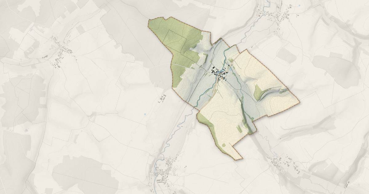 Portrait cartographique de Courcelles-sur-Blaise : relief, eau, forêts, bâti et voies, calculés à partir des données de l'IGN