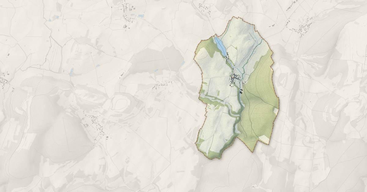Portrait cartographique de Farincourt : relief, eau, forêts, bâti et voies, calculés à partir des données de l'IGN