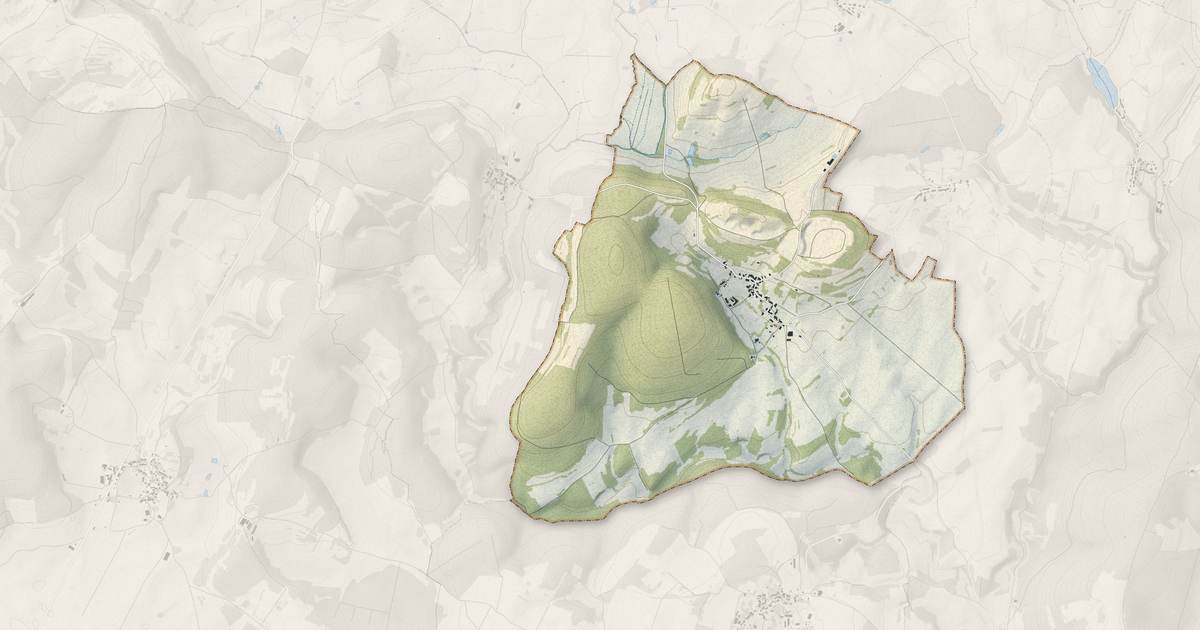 Portrait cartographique de Gilley : relief, eau, forêts, bâti et voies, calculés à partir des données de l'IGN