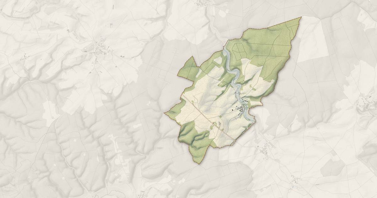 Portrait cartographique de Lachapelle-en-Blaisy : relief, eau, forêts, bâti et voies, calculés à partir des données de l'IGN