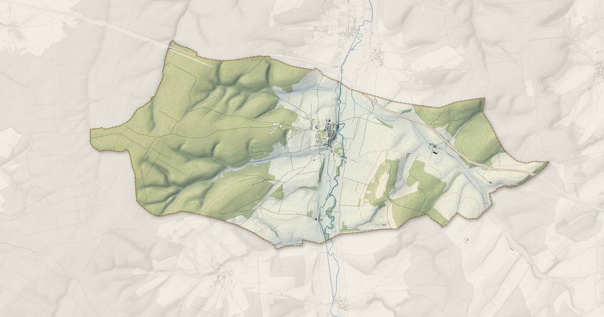 Portrait cartographique de Laferté-sur-Aube : relief, eau, forêts, bâti et voies, calculés à partir des données de l'IGN