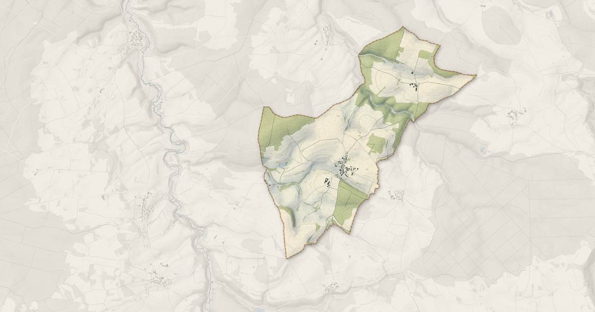 Portrait cartographique de Millières : relief, eau, forêts, bâti et voies, calculés à partir des données de l'IGN