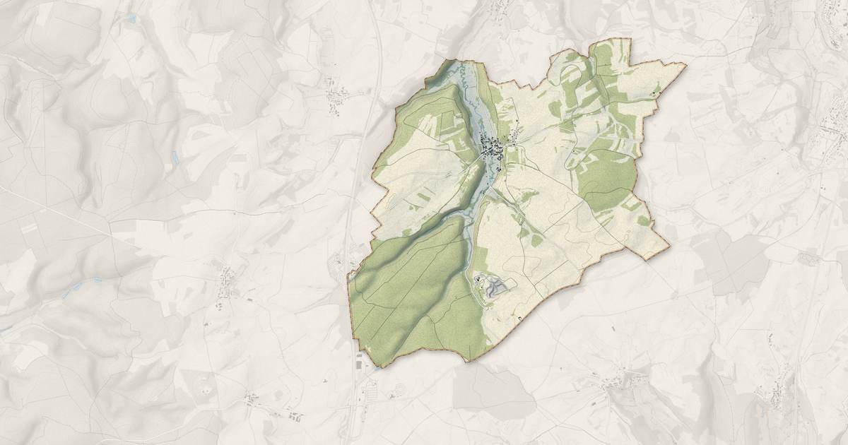 Portrait cartographique de Noidant-le-Rocheux : relief, eau, forêts, bâti et voies, calculés à partir des données de l'IGN