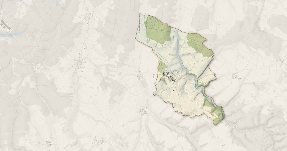 Portrait cartographique de Nully : relief, eau, forêts, bâti et voies, calculés à partir des données de l'IGN