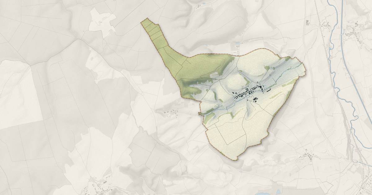 Portrait cartographique de Oudincourt : relief, eau, forêts, bâti et voies, calculés à partir des données de l'IGN
