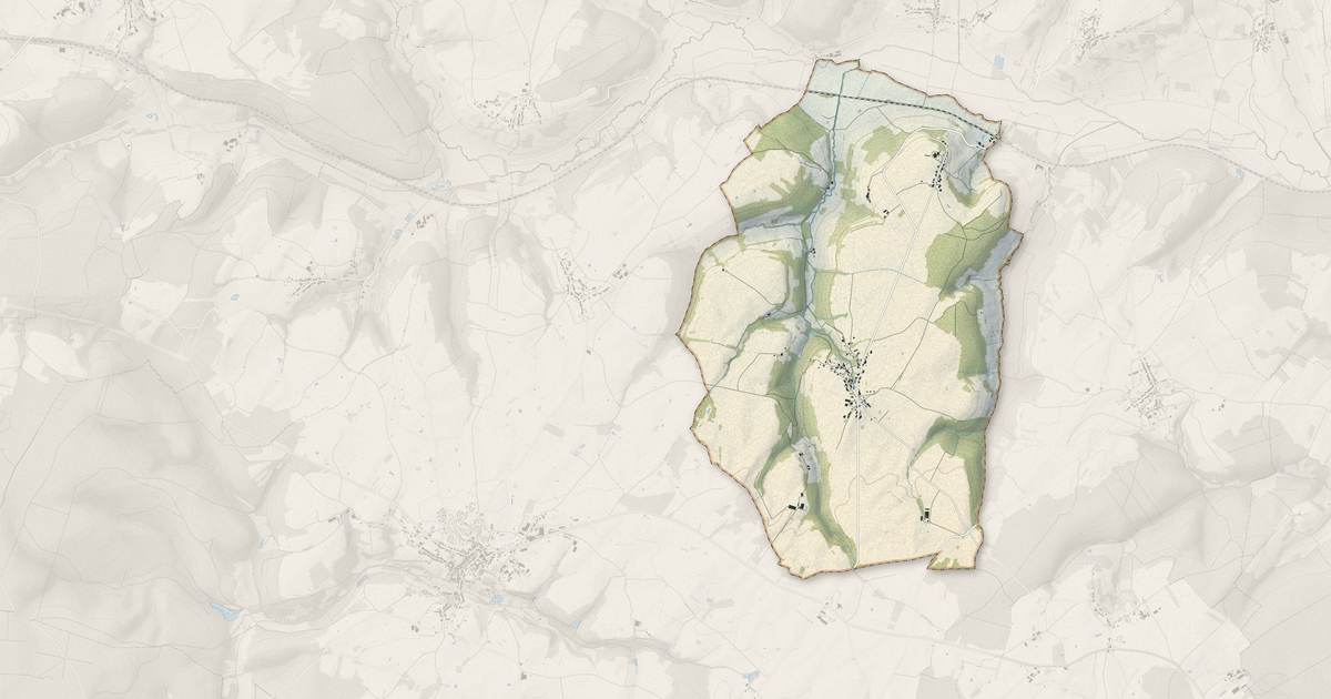 Portrait cartographique de Pierremont-sur-Amance : relief, eau, forêts, bâti et voies, calculés à partir des données de l'IGN