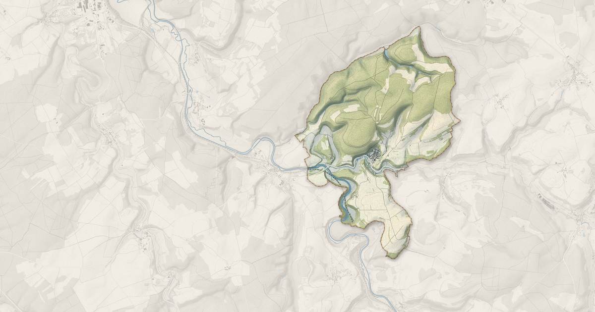Portrait cartographique de Poulangy : relief, eau, forêts, bâti et voies, calculés à partir des données de l'IGN