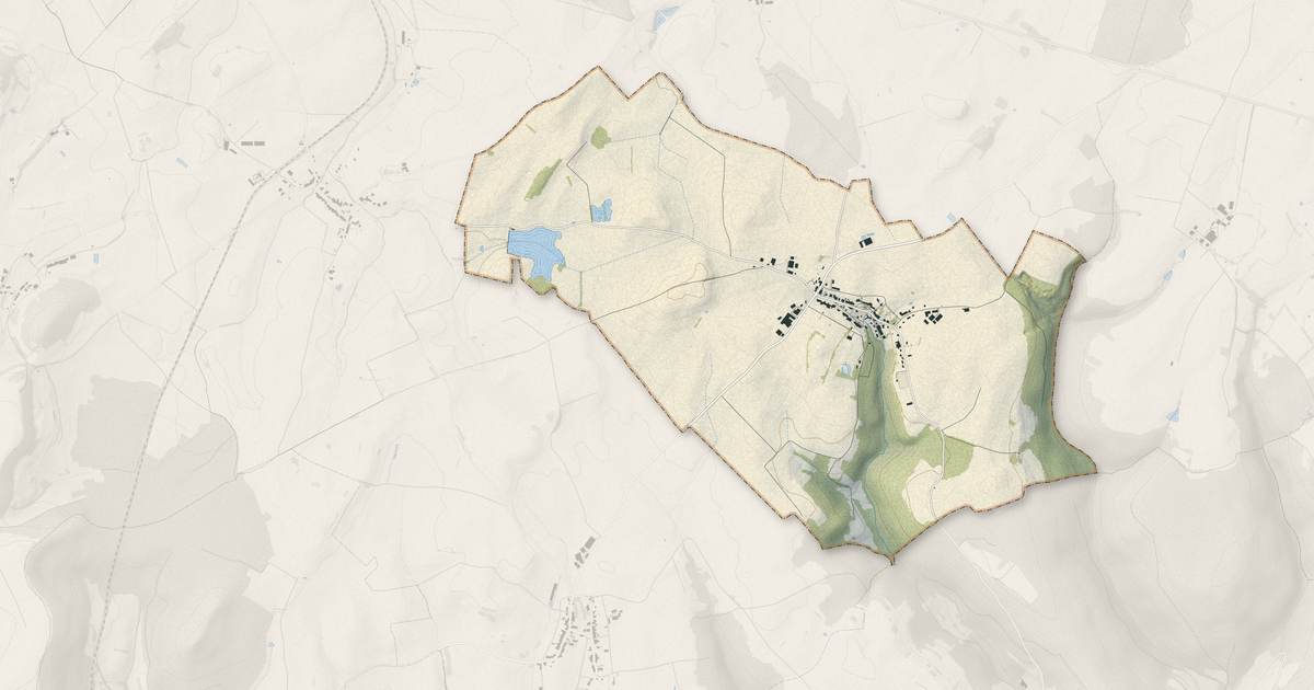 Portrait cartographique de Saulxures : relief, eau, forêts, bâti et voies, calculés à partir des données de l'IGN