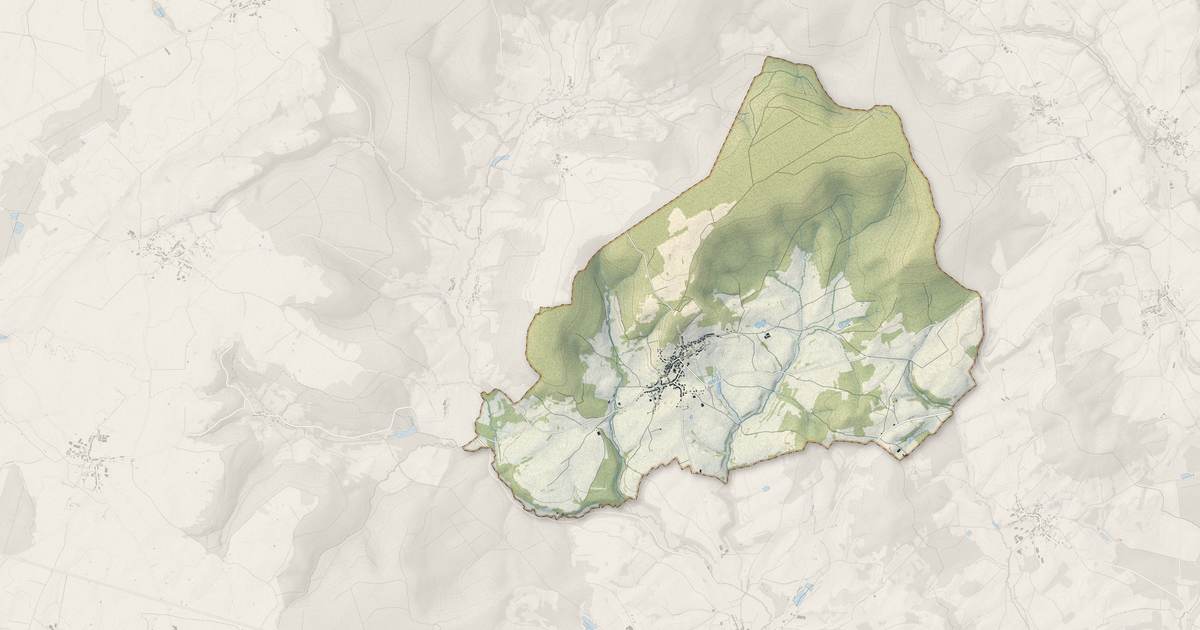 Portrait cartographique de Serqueux : relief, eau, forêts, bâti et voies, calculés à partir des données de l'IGN
