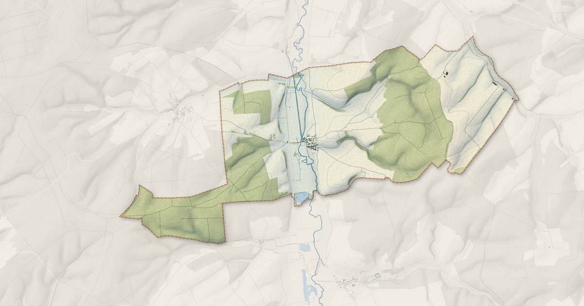 Portrait cartographique de Silvarouvres : relief, eau, forêts, bâti et voies, calculés à partir des données de l'IGN