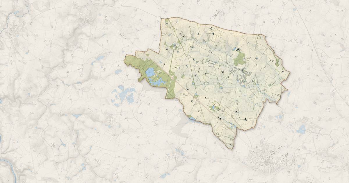 Portrait cartographique de Arquenay : relief, eau, forêts, bâti et voies, calculés à partir des données de l'IGN