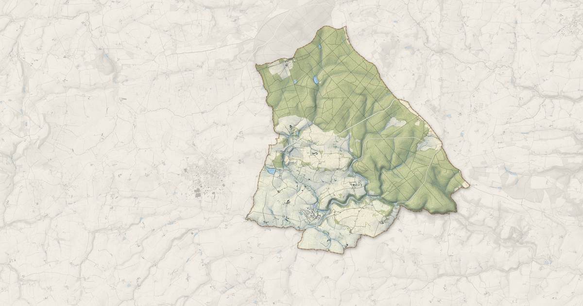 Portrait cartographique de Averton : relief, eau, forêts, bâti et voies, calculés à partir des données de l'IGN