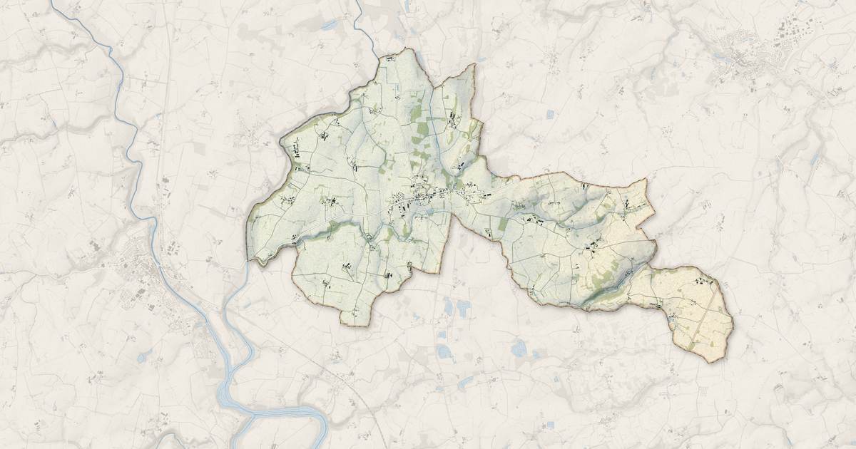 Portrait cartographique de Chantrigné : relief, eau, forêts, bâti et voies, calculés à partir des données de l'IGN