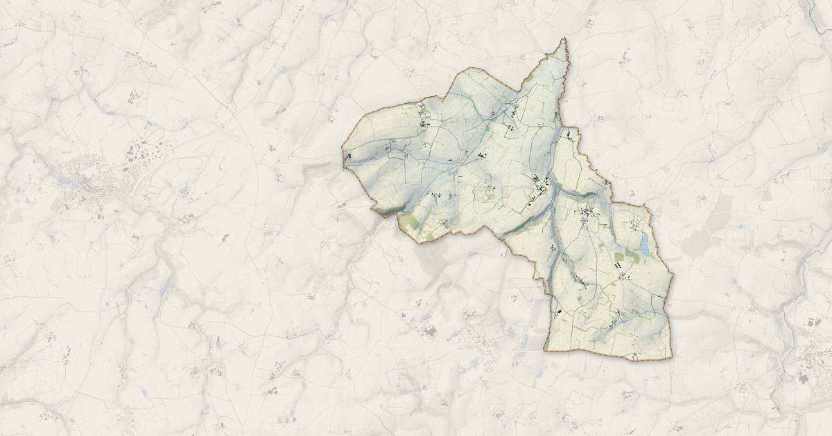 Portrait cartographique de Chevaigné-du-Maine : relief, eau, forêts, bâti et voies, calculés à partir des données de l'IGN