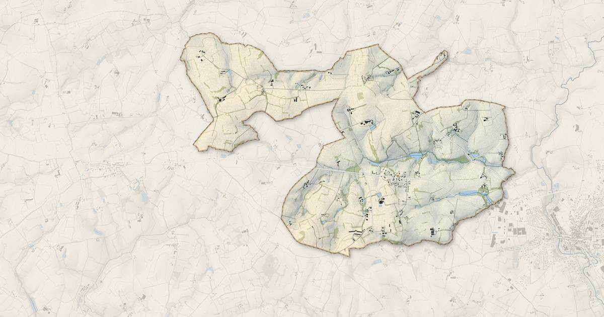 Portrait cartographique de Hercé : relief, eau, forêts, bâti et voies, calculés à partir des données de l'IGN