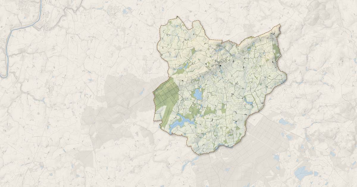 Portrait cartographique de Jublains : relief, eau, forêts, bâti et voies, calculés à partir des données de l'IGN