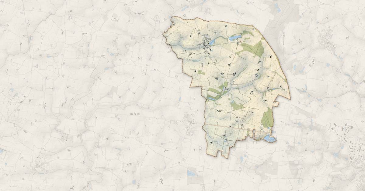 Portrait cartographique de Marigné-Peuton : relief, eau, forêts, bâti et voies, calculés à partir des données de l'IGN