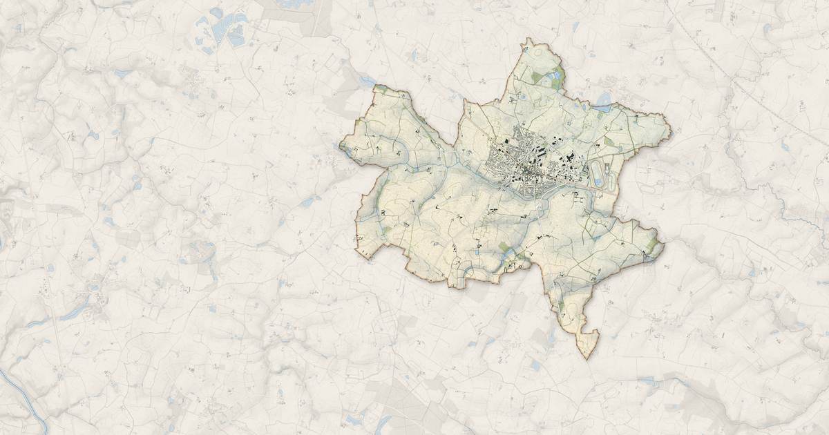 Portrait cartographique de Meslay-du-Maine : relief, eau, forêts, bâti et voies, calculés à partir des données de l'IGN