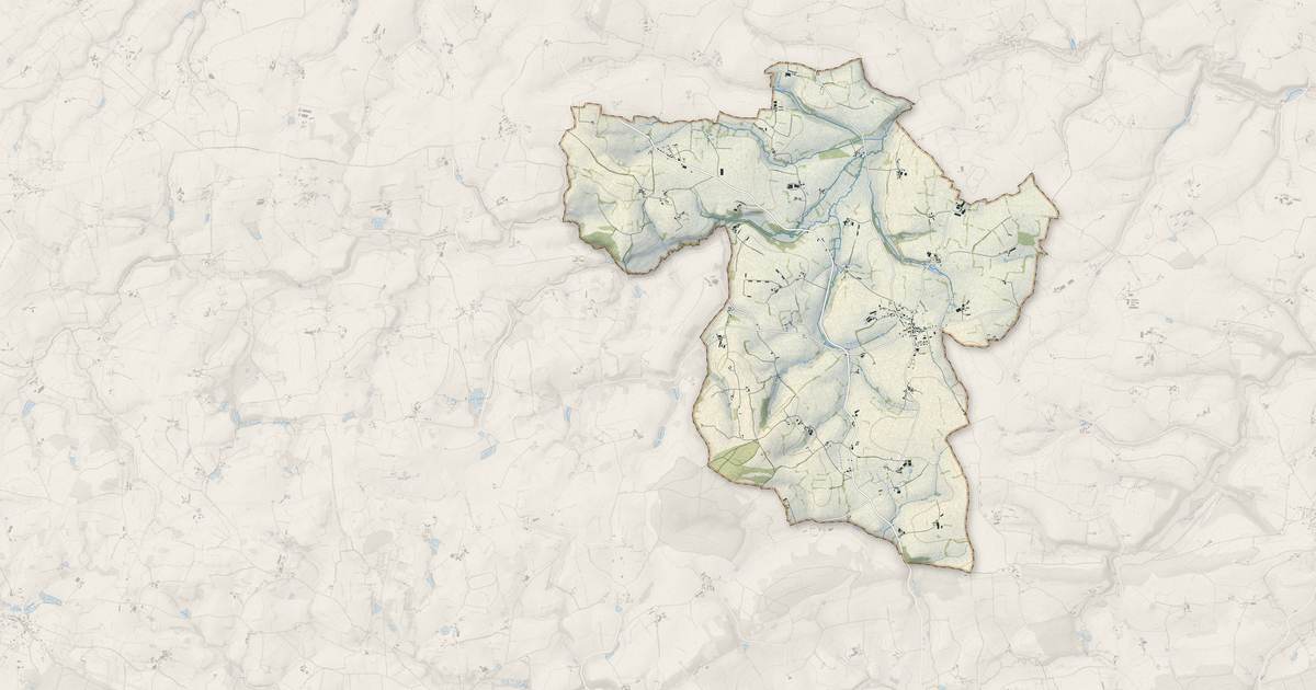 Portrait cartographique de Saint-Germain-de-Coulamer : relief, eau, forêts, bâti et voies, calculés à partir des données de l'IGN