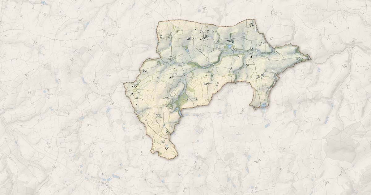 Portrait cartographique de Saint-Thomas-de-Courceriers : relief, eau, forêts, bâti et voies, calculés à partir des données de l'IGN