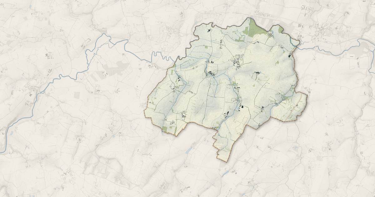Portrait cartographique de Thubœuf : relief, eau, forêts, bâti et voies, calculés à partir des données de l'IGN