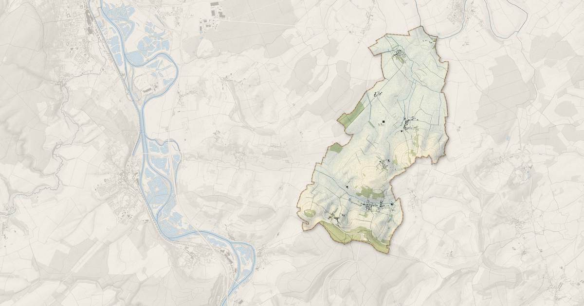 Portrait cartographique de Belleau : relief, eau, forêts, bâti et voies, calculés à partir des données de l'IGN