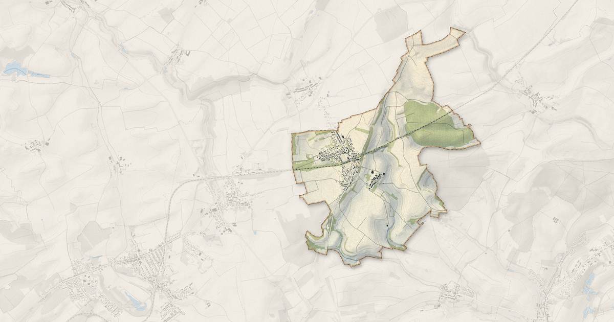 Portrait cartographique de Mont-Bonvillers : relief, eau, forêts, bâti et voies, calculés à partir des données de l'IGN