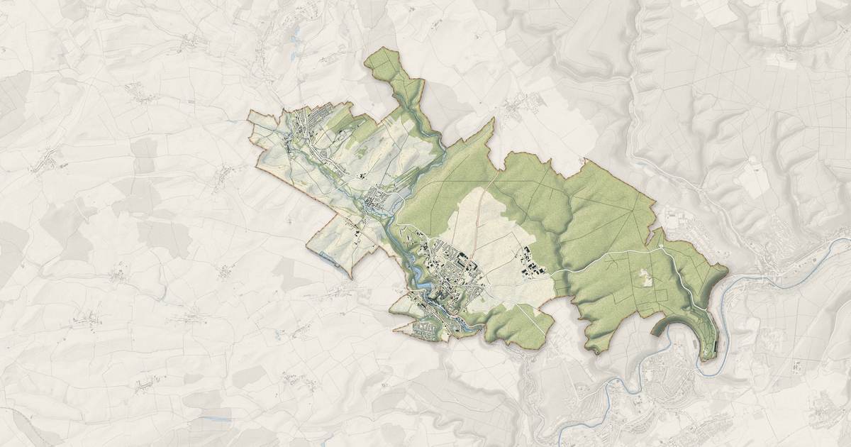 Portrait cartographique de Val de Briey : relief, eau, forêts, bâti et voies, calculés à partir des données de l'IGN
