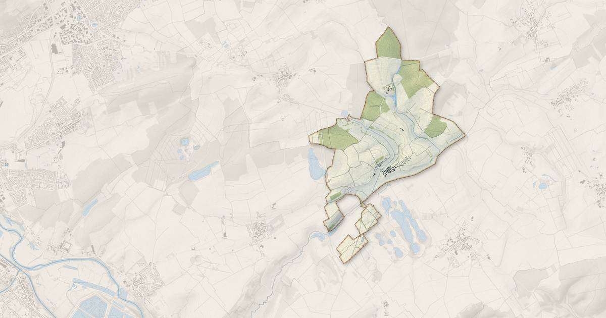 Portrait cartographique de Buissoncourt : relief, eau, forêts, bâti et voies, calculés à partir des données de l'IGN