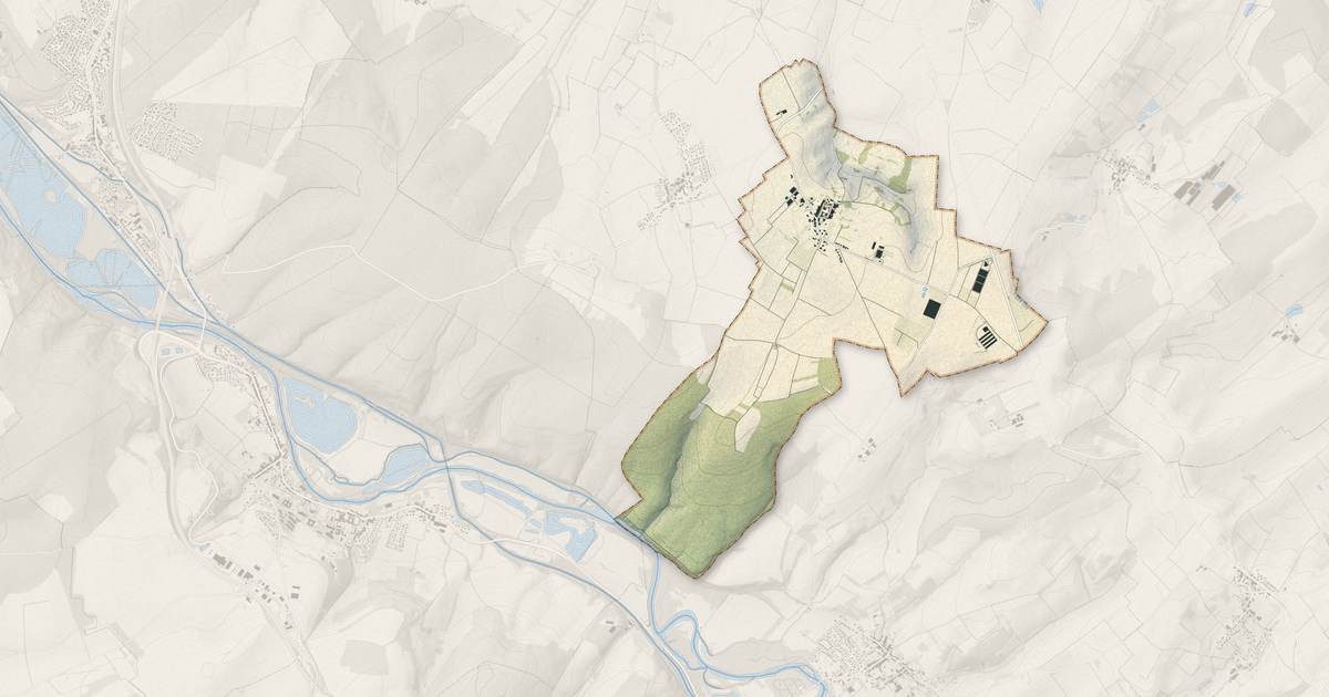 Portrait cartographique de Burthecourt-aux-Chênes : relief, eau, forêts, bâti et voies, calculés à partir des données de l'IGN