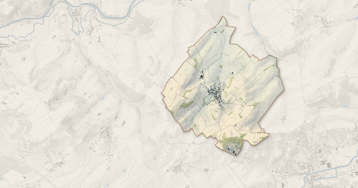 Portrait cartographique de Deuxville : relief, eau, forêts, bâti et voies, calculés à partir des données de l'IGN