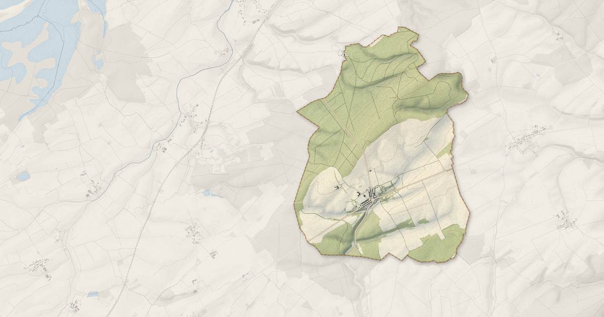 Portrait cartographique de Flirey : relief, eau, forêts, bâti et voies, calculés à partir des données de l'IGN