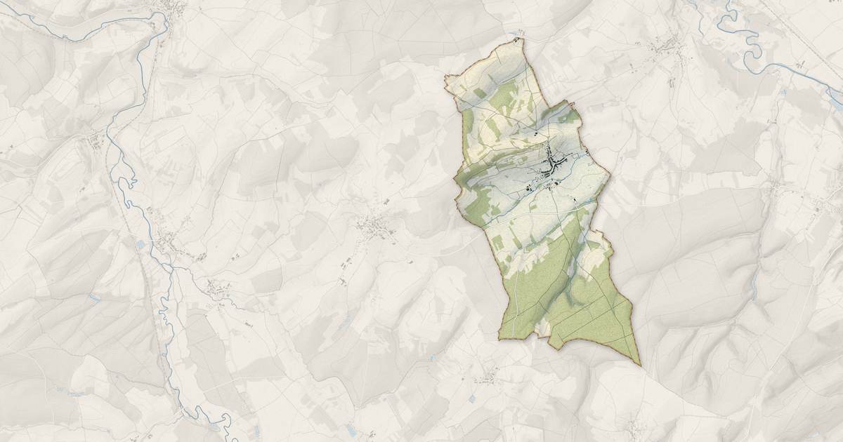 Portrait cartographique de Fontenoy-la-Joûte : relief, eau, forêts, bâti et voies, calculés à partir des données de l'IGN