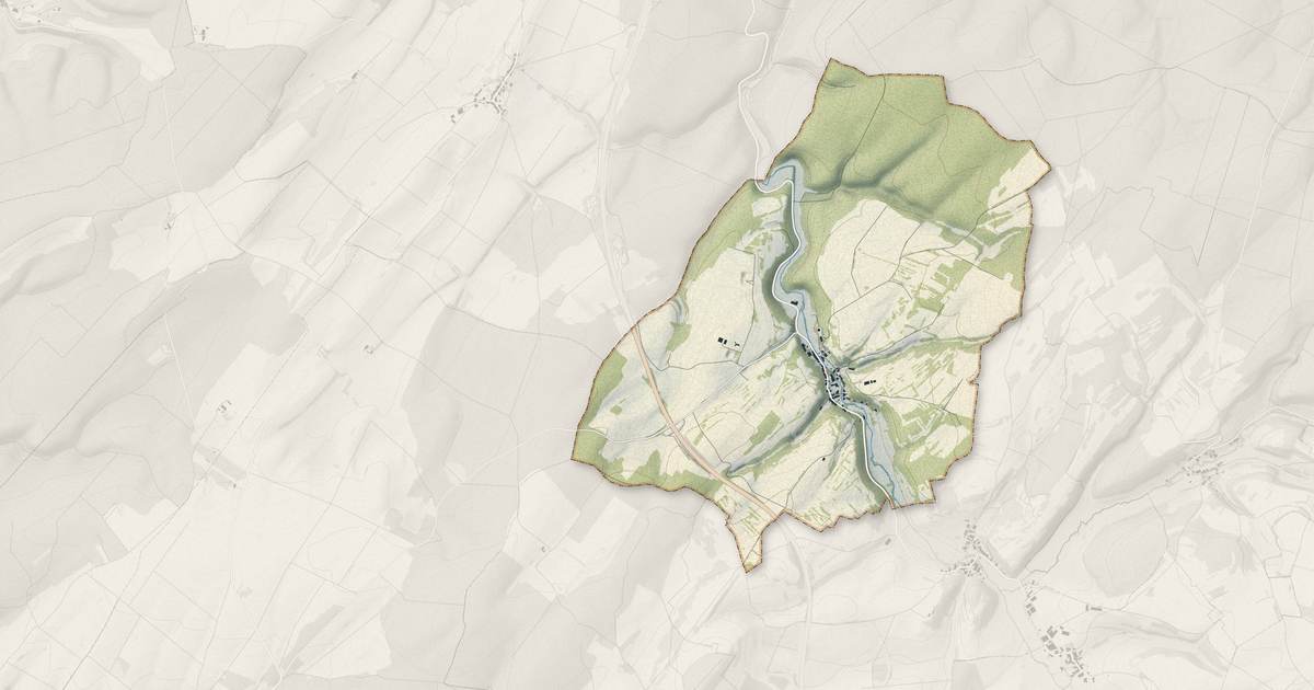 Portrait cartographique de Gémonville : relief, eau, forêts, bâti et voies, calculés à partir des données de l'IGN