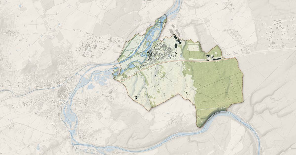Portrait cartographique de Gondreville : relief, eau, forêts, bâti et voies, calculés à partir des données de l'IGN