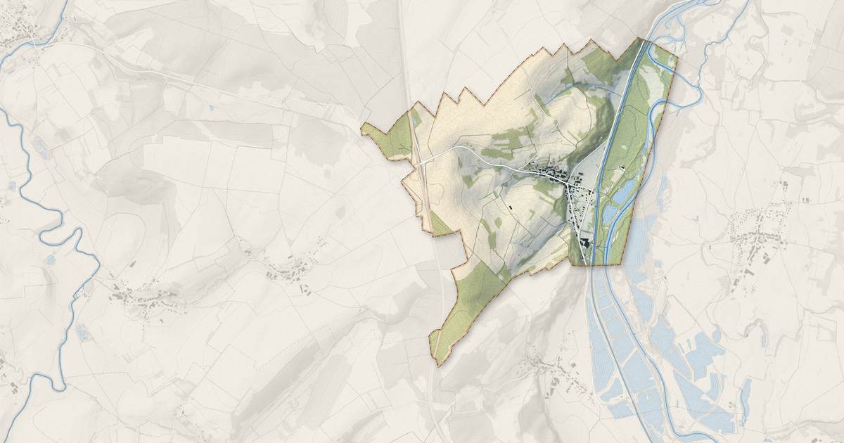 Portrait cartographique de Gripport : relief, eau, forêts, bâti et voies, calculés à partir des données de l'IGN
