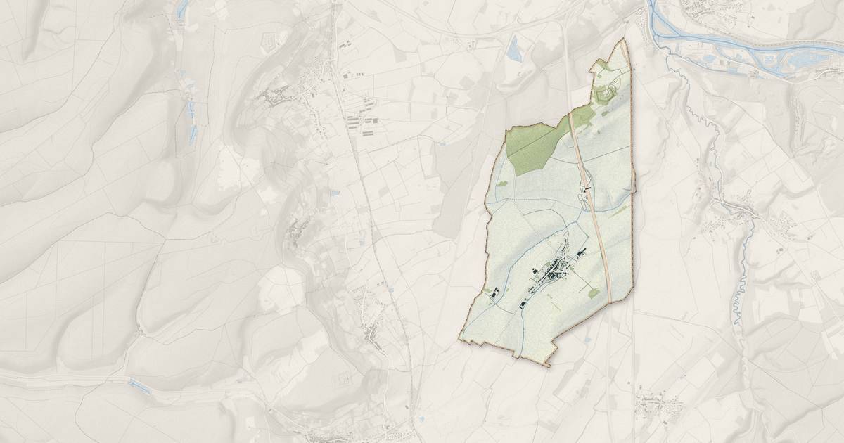 Portrait cartographique de Gye : relief, eau, forêts, bâti et voies, calculés à partir des données de l'IGN