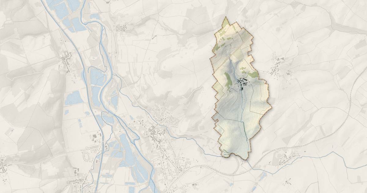 Portrait cartographique de Haigneville : relief, eau, forêts, bâti et voies, calculés à partir des données de l'IGN