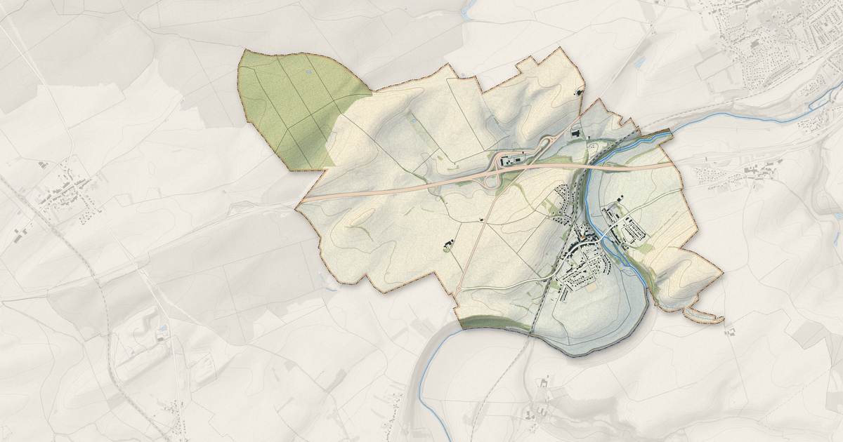Portrait cartographique de Hatrize : relief, eau, forêts, bâti et voies, calculés à partir des données de l'IGN
