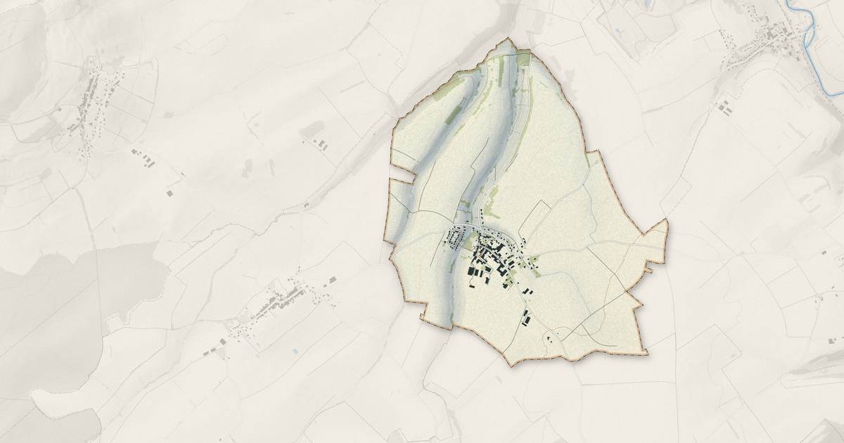 Portrait cartographique de Houdelmont : relief, eau, forêts, bâti et voies, calculés à partir des données de l'IGN