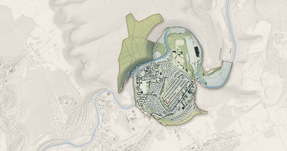 Portrait cartographique de Jœuf : relief, eau, forêts, bâti et voies, calculés à partir des données de l'IGN