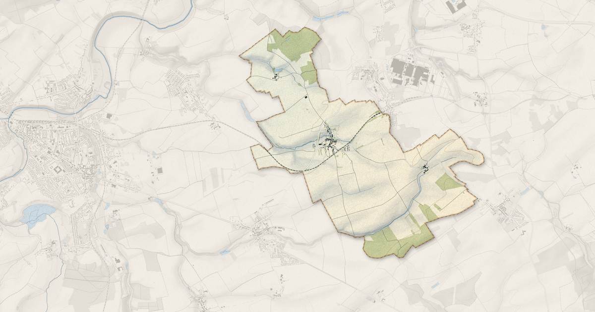 Portrait cartographique de Jouaville : relief, eau, forêts, bâti et voies, calculés à partir des données de l'IGN