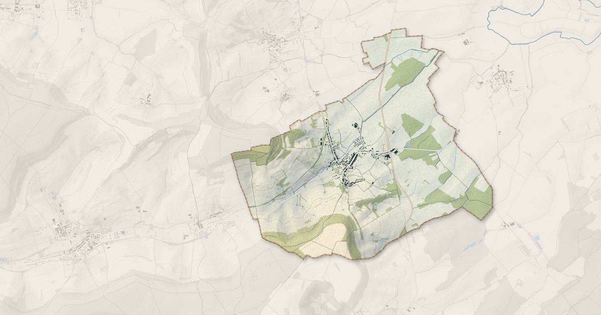 Portrait cartographique de Leyr : relief, eau, forêts, bâti et voies, calculés à partir des données de l'IGN